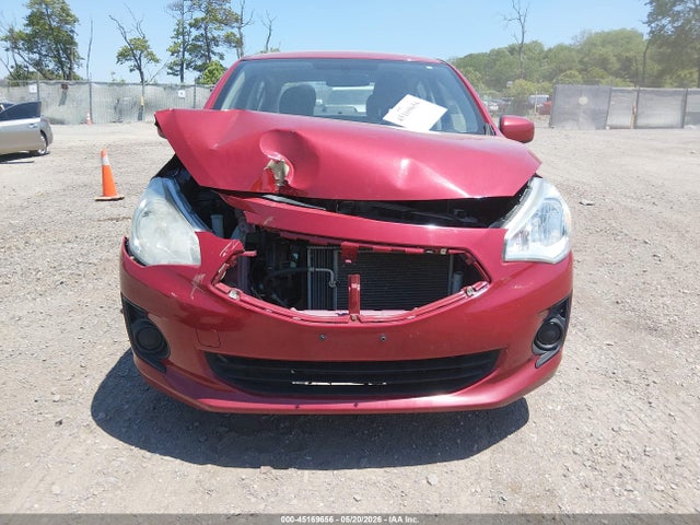 Mitsubishi Mirage Es