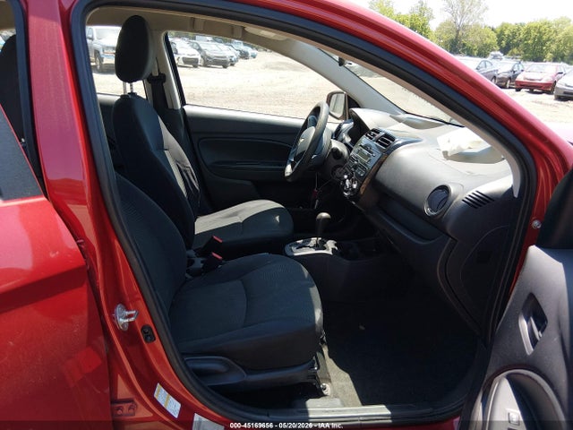 Mitsubishi Mirage Es