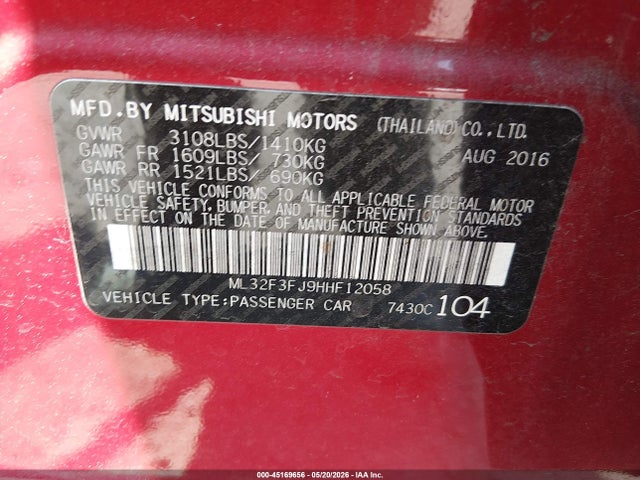 Mitsubishi Mirage Es