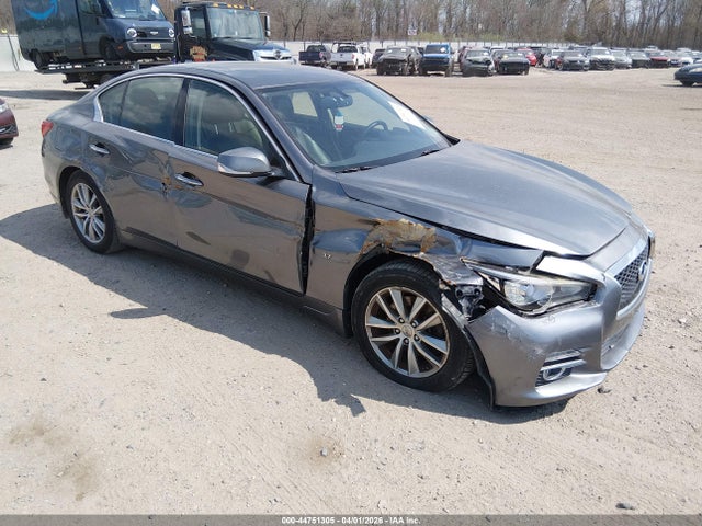 Salvage INFINITI Q50 Image