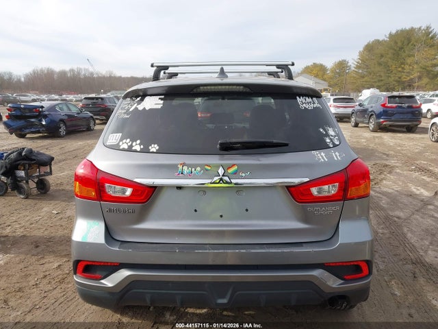 Mitsubishi Outlander 2.0 Es