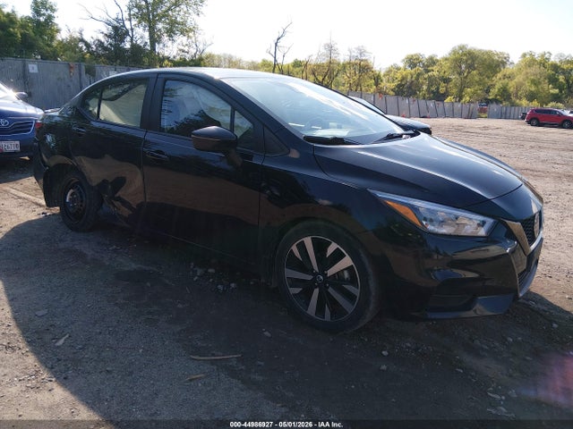 Salvage Nissan Versa Image
