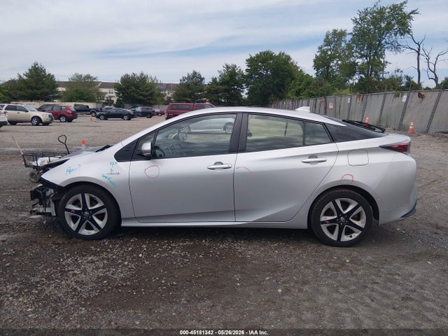 Toyota Prius Four Touring