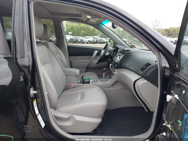 Toyota Highlander Se V6