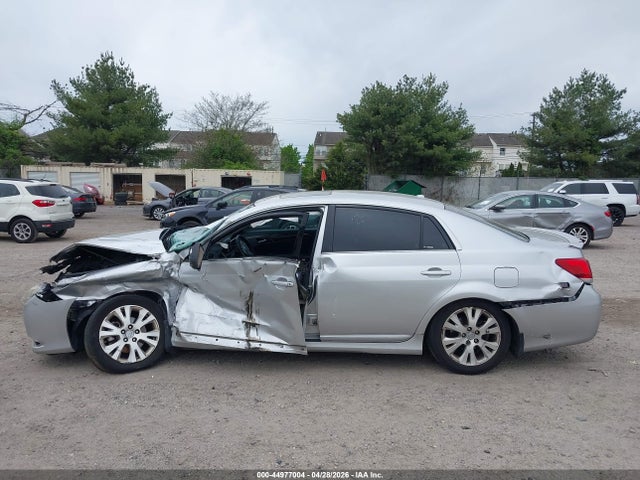Toyota Avalon Xls