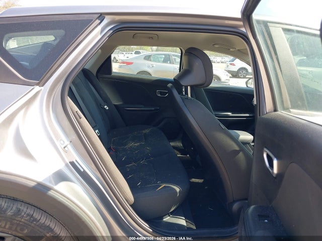 Kia K4 Lxs