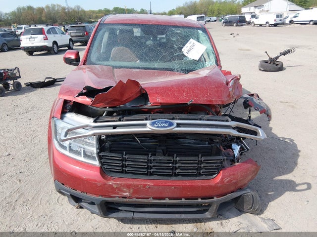 Ford Maverick Lariat