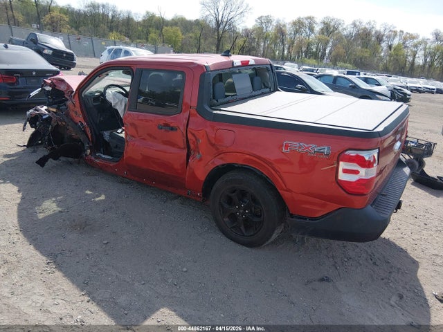 Ford Maverick Lariat