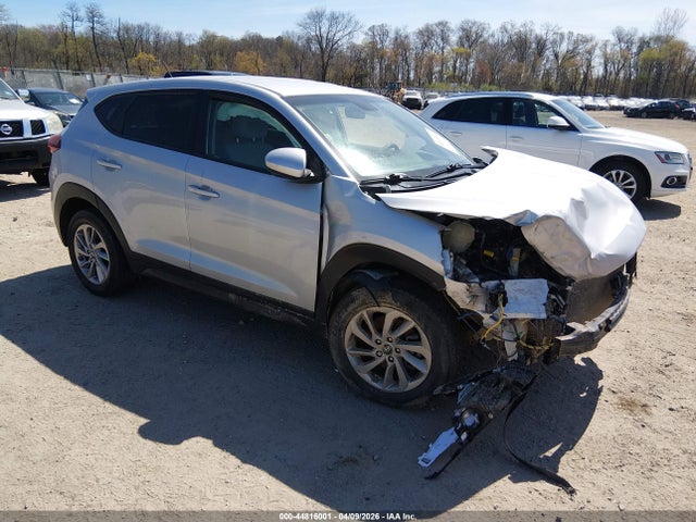 Salvage Hyundai TUCSON Image