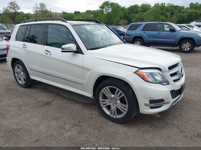 Salvage Mercedes-Benz GLK Image