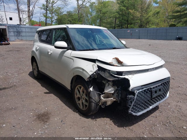 Kia Soul Lx