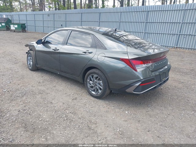 Hyundai ELANTRA Sel