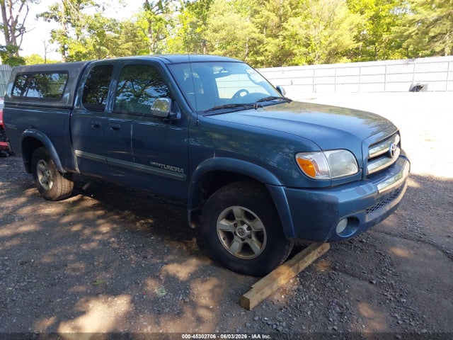 Salvage Toyota Tundra Image