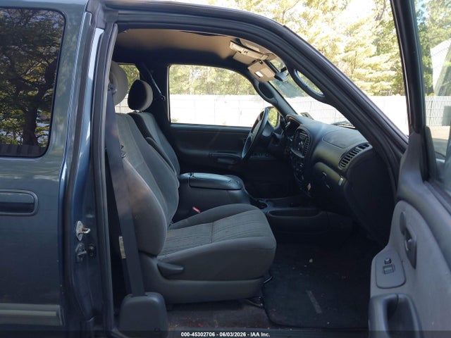 Toyota Tundra Sr5 V8