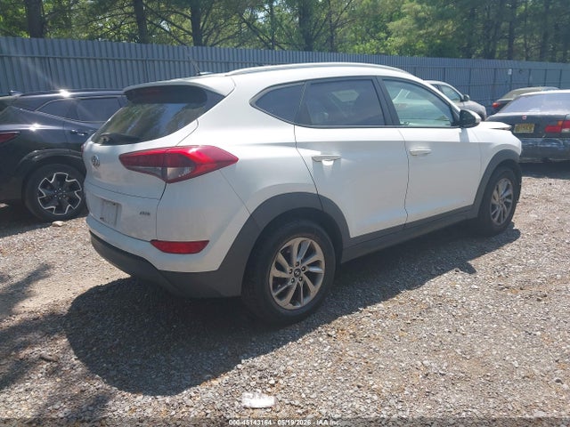 Hyundai TUCSON Se