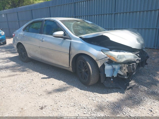 Salvage Toyota Camry Image