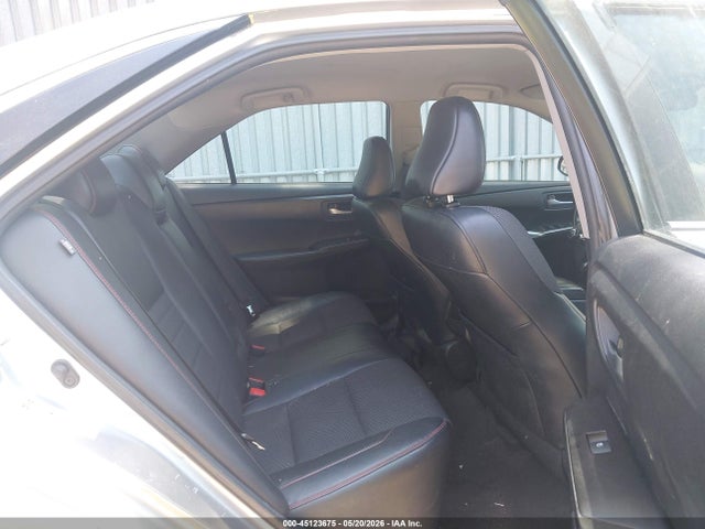 Toyota Camry Se