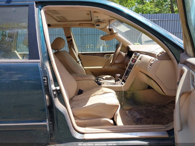 Mercedes-Benz E-Class 4m