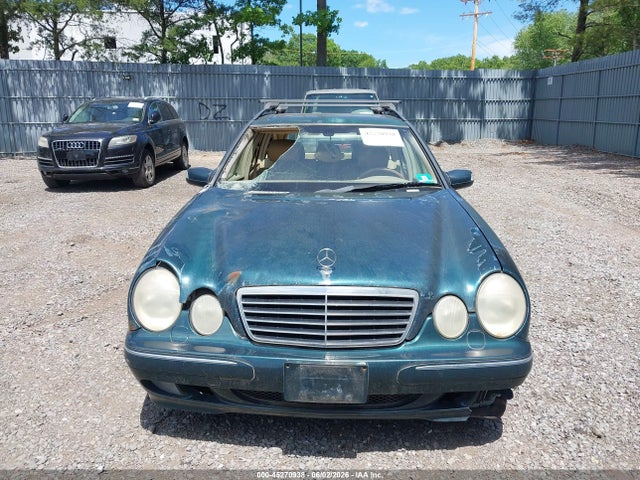 Mercedes-Benz E-Class 4m