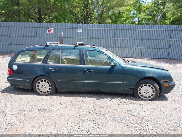 Mercedes-Benz E-Class 4m
