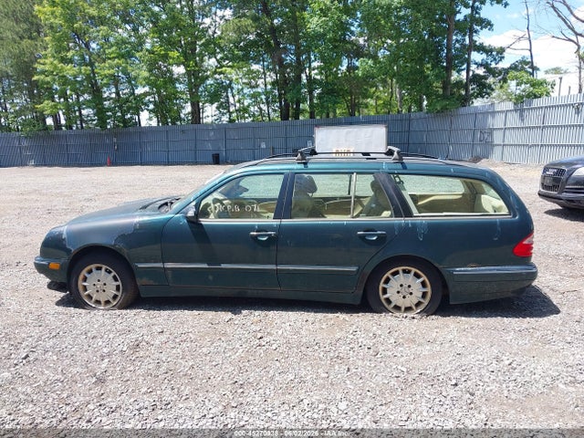 Mercedes-Benz E-Class 4m