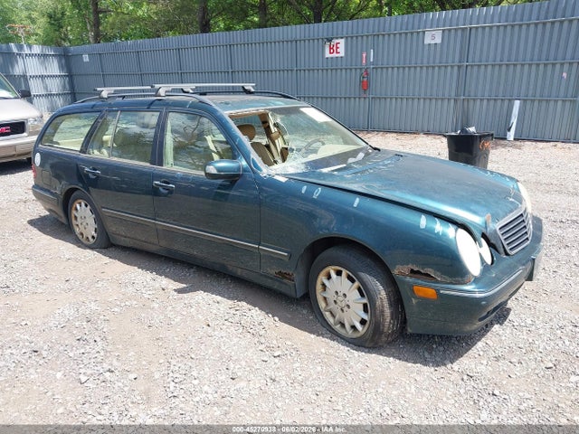 Salvage Mercedes-Benz E-Class Image