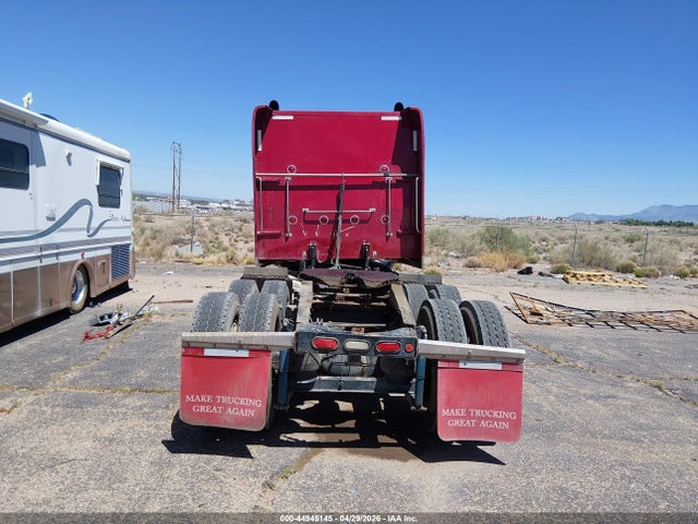 Peterbilt 389