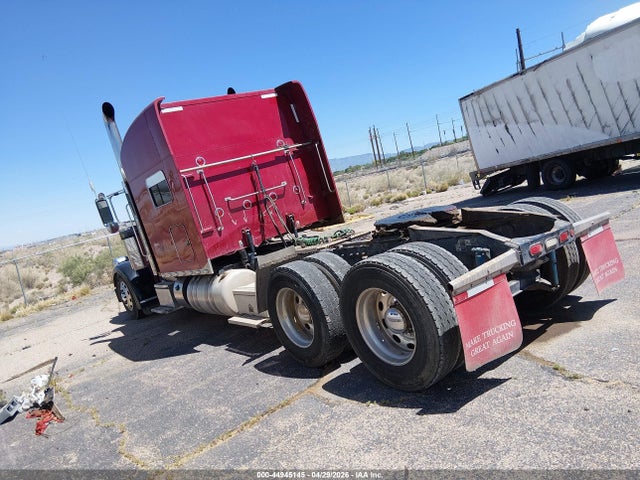 Peterbilt 389