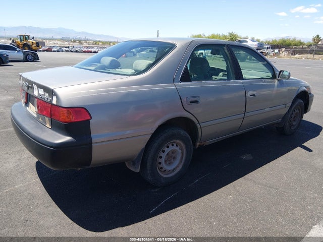 Toyota Camry Ce