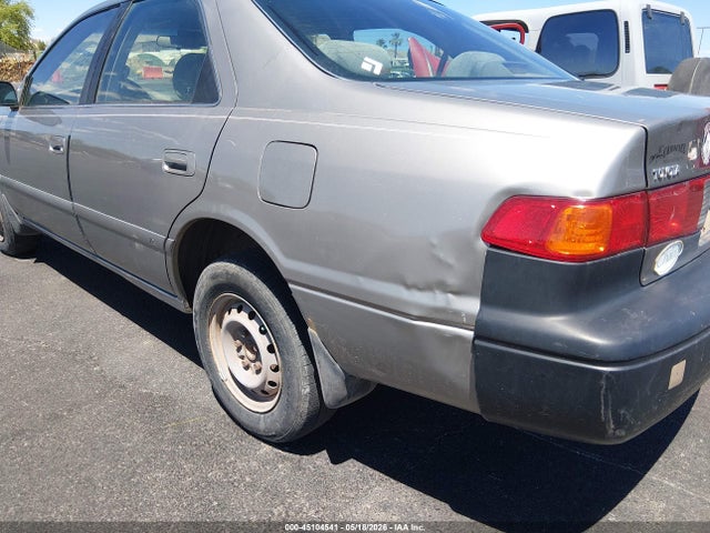 Toyota Camry Ce