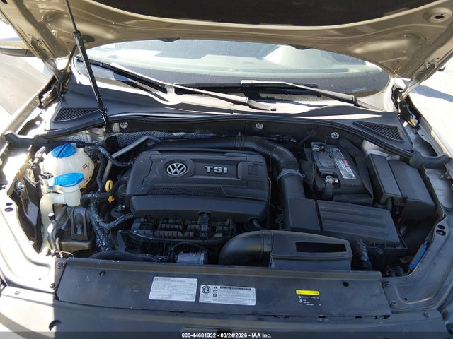 Volkswagen Passat 1.8t S
