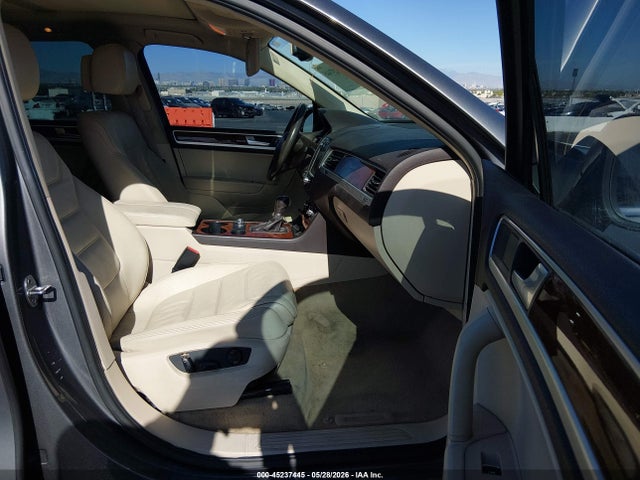 Volkswagen Touareg Vr6 Lux