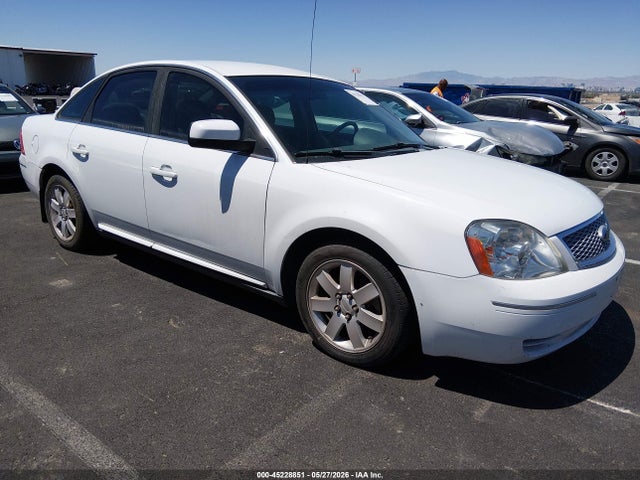 Salvage Ford Five Hundred Image