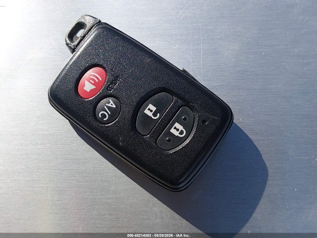 Toyota Prius Three