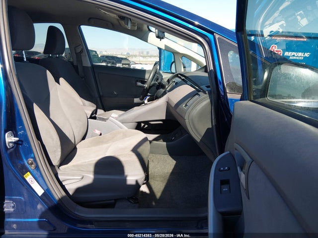 Toyota Prius Three