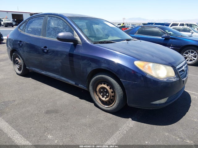 Salvage Hyundai ELANTRA Image