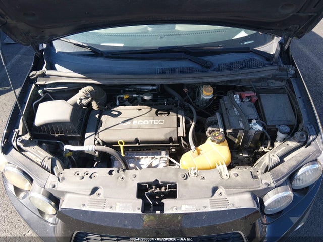 Chevrolet Sonic 2lz