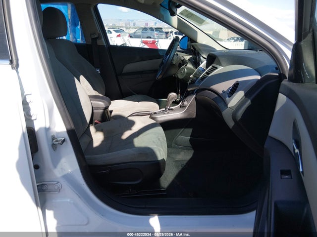 Chevrolet Cruze 1lt Auto