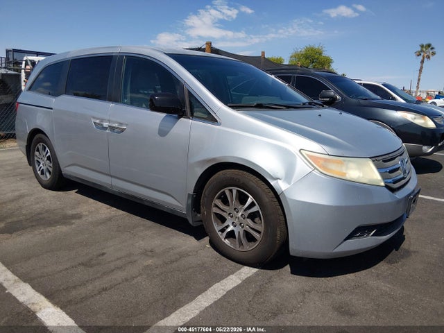 Salvage Honda Odyssey Image