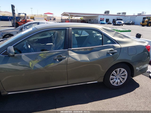 Toyota Camry Le