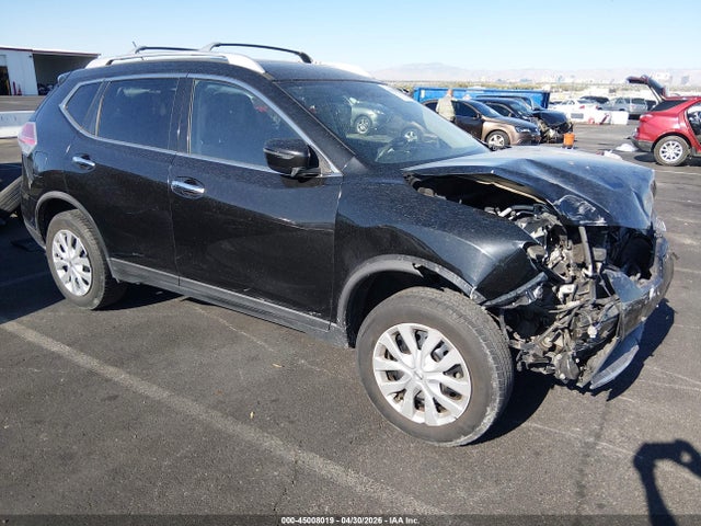 Salvage Nissan Rogue Image