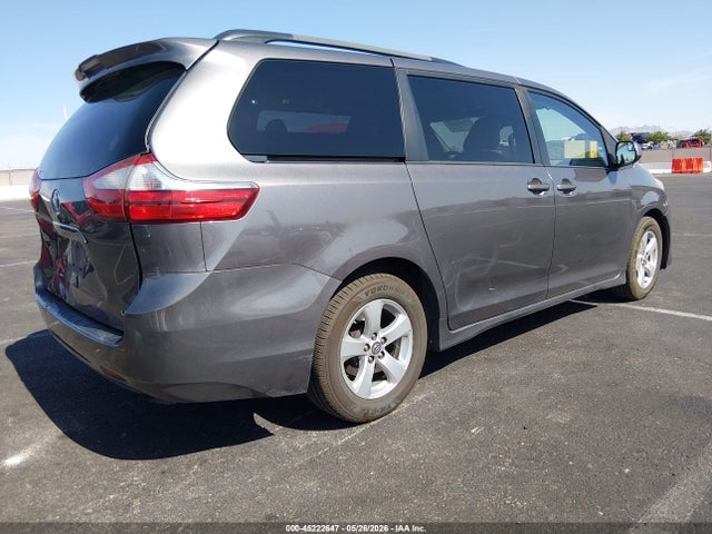 Toyota Sienna Le 8 Passenger
