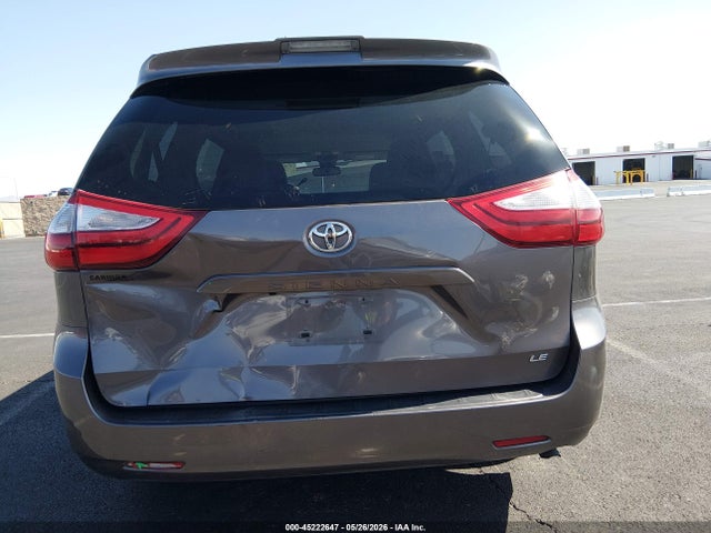 Toyota Sienna Le 8 Passenger