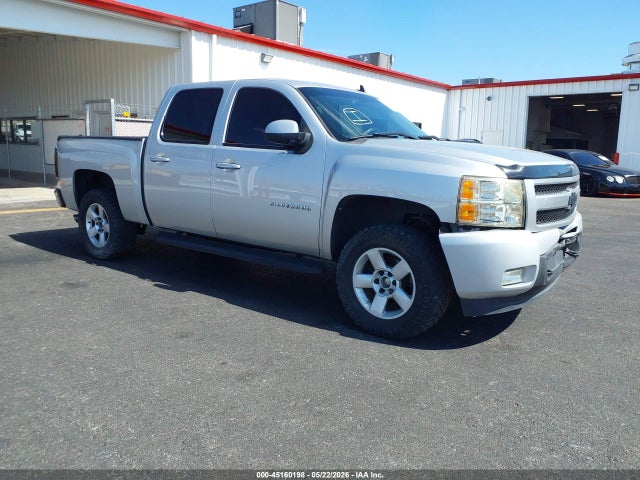 Salvage Chevrolet Silverado 1500 Image