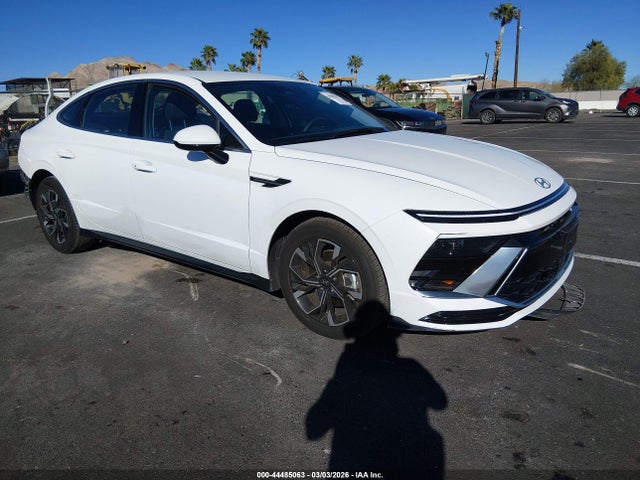 Salvage Hyundai SONATA Image