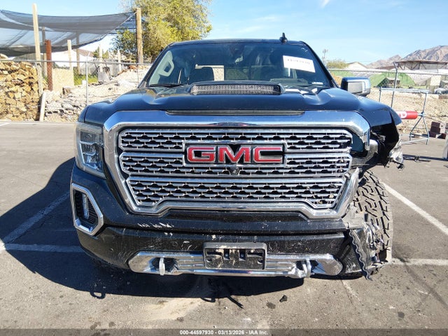 GMC Sierra 1500 Denali