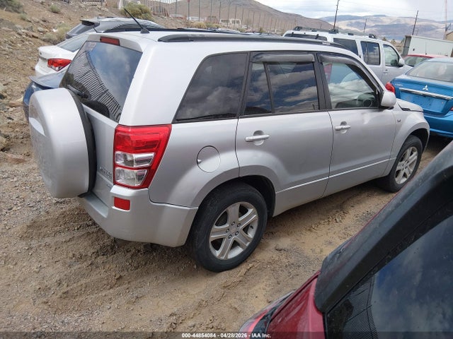 Suzuki Grand Vitara Luxury