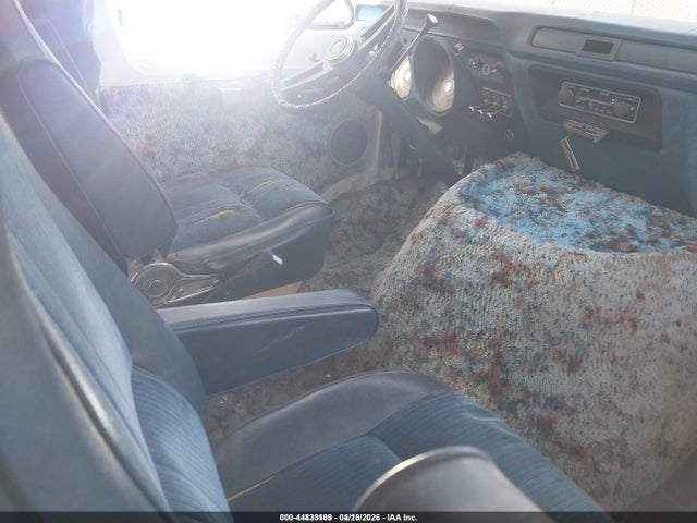Dodge Van 1500