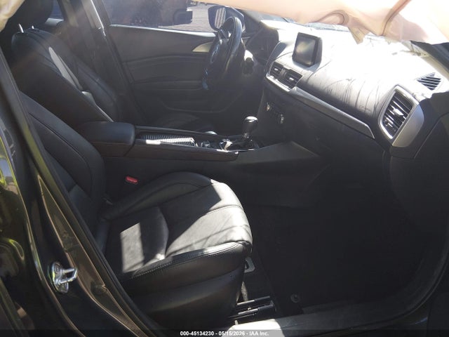 Mazda Mazda3 Touring