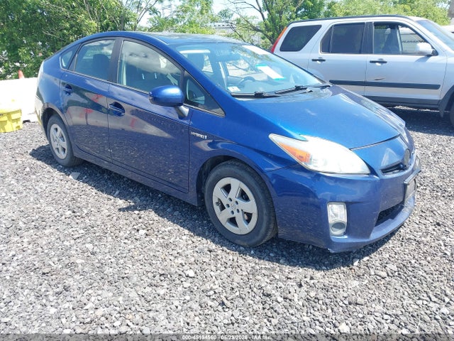 Salvage Toyota Prius Image